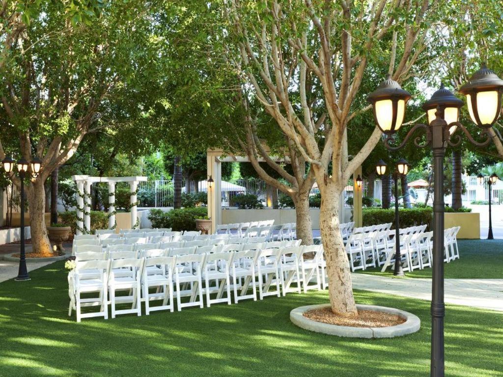 Sheraton Crescent Hotel Phoenix Exterior foto