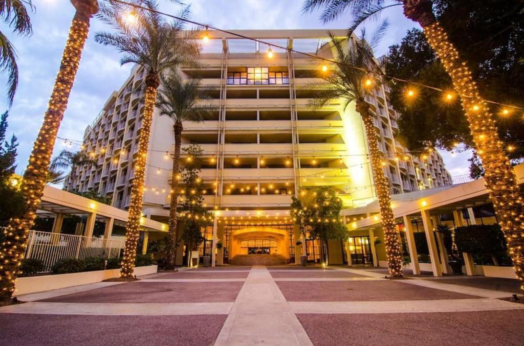 Sheraton Crescent Hotel Phoenix Exterior foto